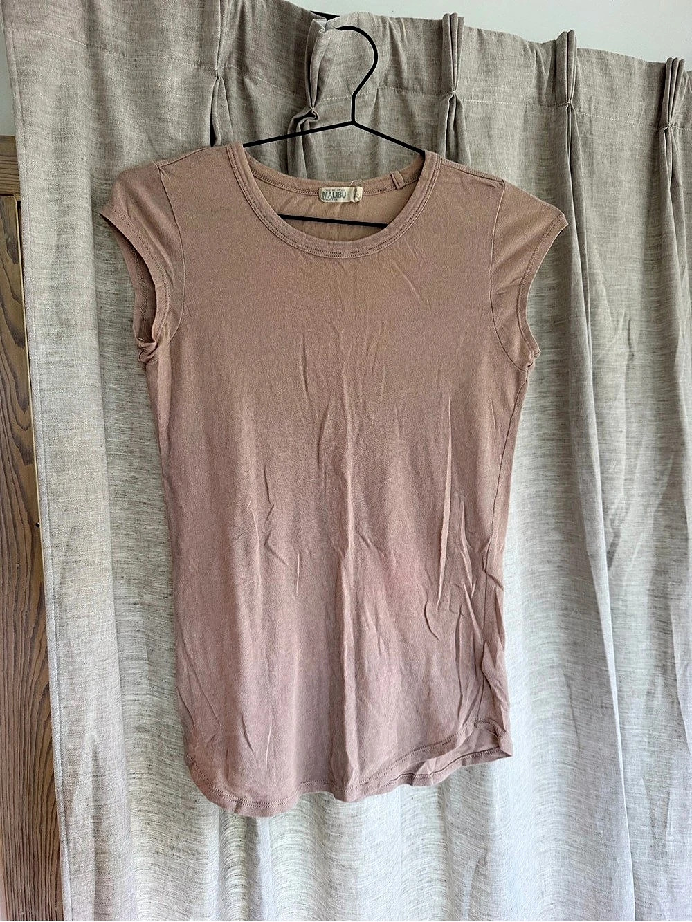 Malibu Women's Pink Short Sleeve Tee S